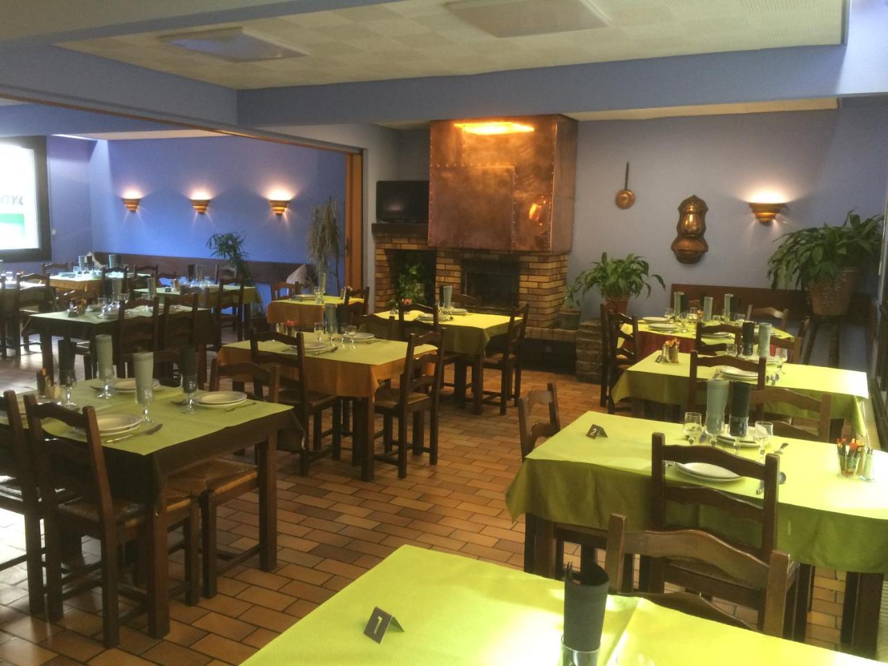 Hotel Restaurant L'Agapanthe Pont-de-Salars Luaran gambar